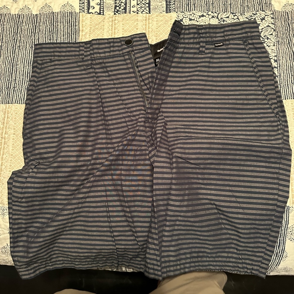 Hurly shorts. Size 32.